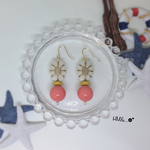 コーラルピンク☆大ぶりFlowerピアス