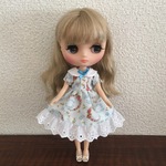 ミディブライスサイズ ワンピース フラワーサークル 水色