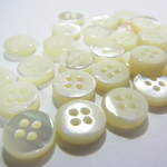 特価！訳アリ貝ボタン　3ｍｍ厚　11.5ｍｍ　10個セット