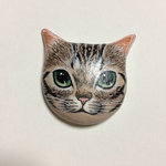 猫 ブローチ(トラ猫)