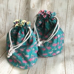 フラミンゴの巾着バック