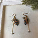 ぷっくりヒョウ柄とヒトデのピアス