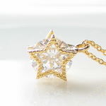 [andy ]ロングセラー人気！Zirconia Star Gold Charm Necklase