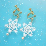 【再…販】<プチ>snow flake タティングレースモチーフイヤリング [淡水パール] 