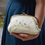 《受注制作》お庭で背比べ(がま口、刺繍)
