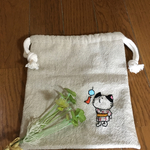 ねこ刺繍の巾着袋