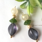 2点限定300円☆オーバル(ネイビー)☆グリーンのピアス/イヤリング