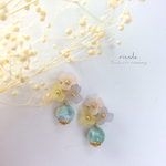 天然石〜ラリマー✿3色の小花✿ちっちゃな耳飾り