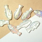 チェコビーズ　お魚　クリスタルＡＢ　３個