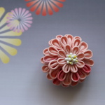 薄桜コサージュクリップ　つまみ細工　かんざし　髪飾り　浴衣