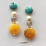 ターコイズとマーブルオレンジの大ぶりピアス