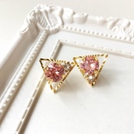 さんかくビジュー《pink》ピアス,イヤリング