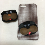 フェルトパグスマホカバー