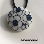 ☆刺繍☆くるみボタンのヘアゴム