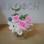 01410363さま、水♡まるで本物 枯れないwhite&greenナチュラルフラワーアレンジ、ミニブーケハーバリウム 