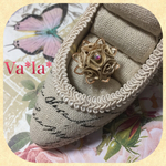 薔薇のぷっくりリング(ベージュ)