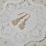 【ホワイトカルセドニー】香水瓶風ピアス(イヤリングへの金具変更可能）