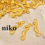 コネクターにも♬チャーム【10個】タツノオトシゴ