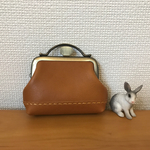 ちいさなちいさな革のカバンみたいな小銭入れ(きつね色レザー）