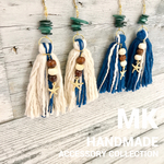 ふわふわタッセル&ウッドビーズ♡ピアスorイヤリングor樹脂