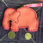300円革細工販売 ピンク 革ゾウ コインケース 革職人の手作り小物屋 ハンドメイド レザー 小銭入れ 本革 手縫い レザークラフトウォレット 革小物 革雑貨 革細工