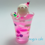 アザラシのタピオカソーダ