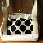 生成りの帆布とドット❤️がま口バッグ