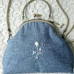 minne430さま専用ページ ご予約品     白バラの刺繍 がま口ポシェット 
