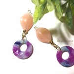 300円☆オーバル(ピンクオレンジ)☆べっ甲☆のピアス/イヤリング