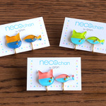 necochanシルエットの配色イヤリング