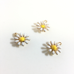 送料無料！可愛いお花パーツ♪
