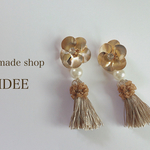gold flower タッセルイヤリング