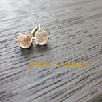 天然石ローズクオーツのスタッドピアス 4mm 14kgf /シルバー925