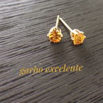 再販  天然石イエローサファイアのスタッドピアス 3mm 14kgf/ｼﾙﾊﾞｰ925