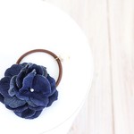 happy hair accessory 25 * デニムあじさいのヘアゴム *