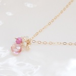 ピンクトパーズの花びらネックレス（14kgf）