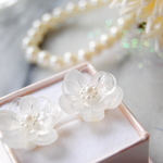 ✿ Crystal clear flower  ピアス ✿ 