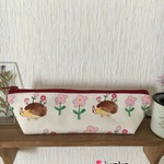 ピンクのお花🌸とハリネズミのペンケース✏️