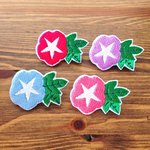 刺繍ブローチ　「アサガオ」