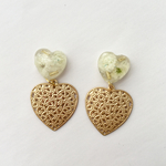 かすみ草×ハート シンプルなピアス
