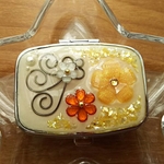 🌼お花のピルケース　（アンティーク風）