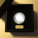 月の標本　或いは　月光浴の為の装置　The moon in the box