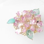【Gorgeous love】花水木のブローチ