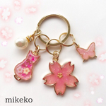 【期間限定送料無料】桜のレジンキーホルダー