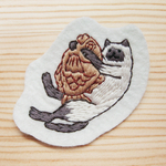 鯛焼きねこ(シャム)の刺繍ブローチ