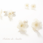 【Opening Sale♡】きらきらアジサイとパールのピアス《501 ホワイト》