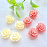 4個×2色◆バラのコーラル(合成珊瑚)パーツ(ピンク・アイボリー)◆12×厚み8㎜