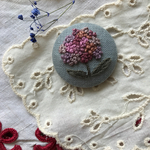 紫陽花刺繍ブローチ
