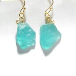 青い氷のピアス【blue ice】
