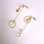 star × Czechglass アシメトリーピアス/イヤリング
